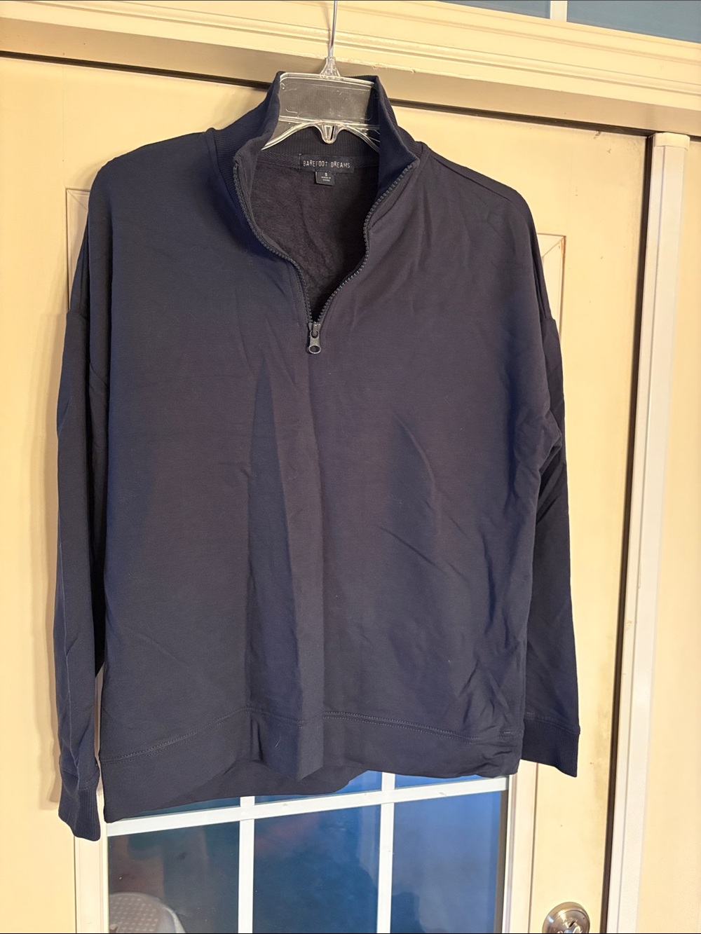 Barefoot Dreams Woman’s Navy Quarter Zip Sweatshirt Size S